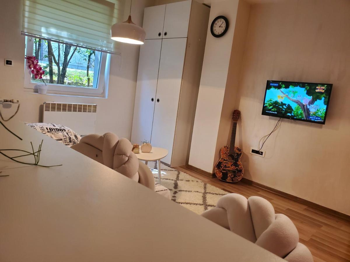 Sleep And Drive Suites Sarajevo Buitenkant foto
