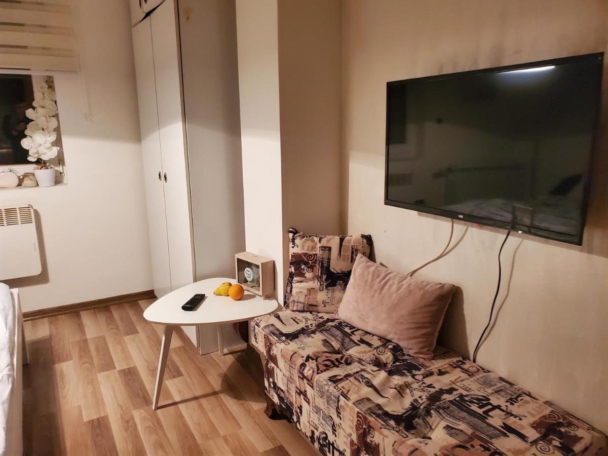 Sleep And Drive Suites Sarajevo Buitenkant foto