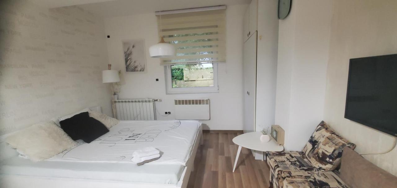 Sleep And Drive Suites Sarajevo Buitenkant foto